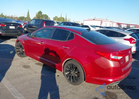 2012 Kia Optima Sx z USA, uszkodzony, nr VIN 5XXGR4A6XCG015946